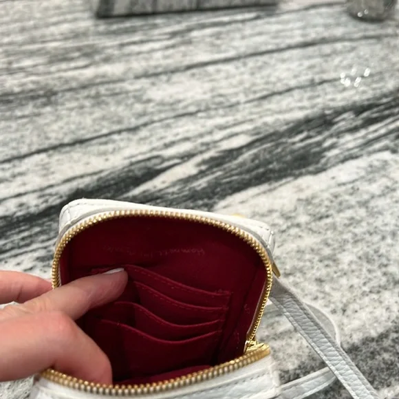 Hammitt Cross Body Phone bag with interior credit card slots - Picture 4 of 5